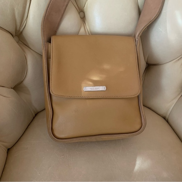 00s Nine West Creamy Leather Shoulder Bag - Picture 6 of 7